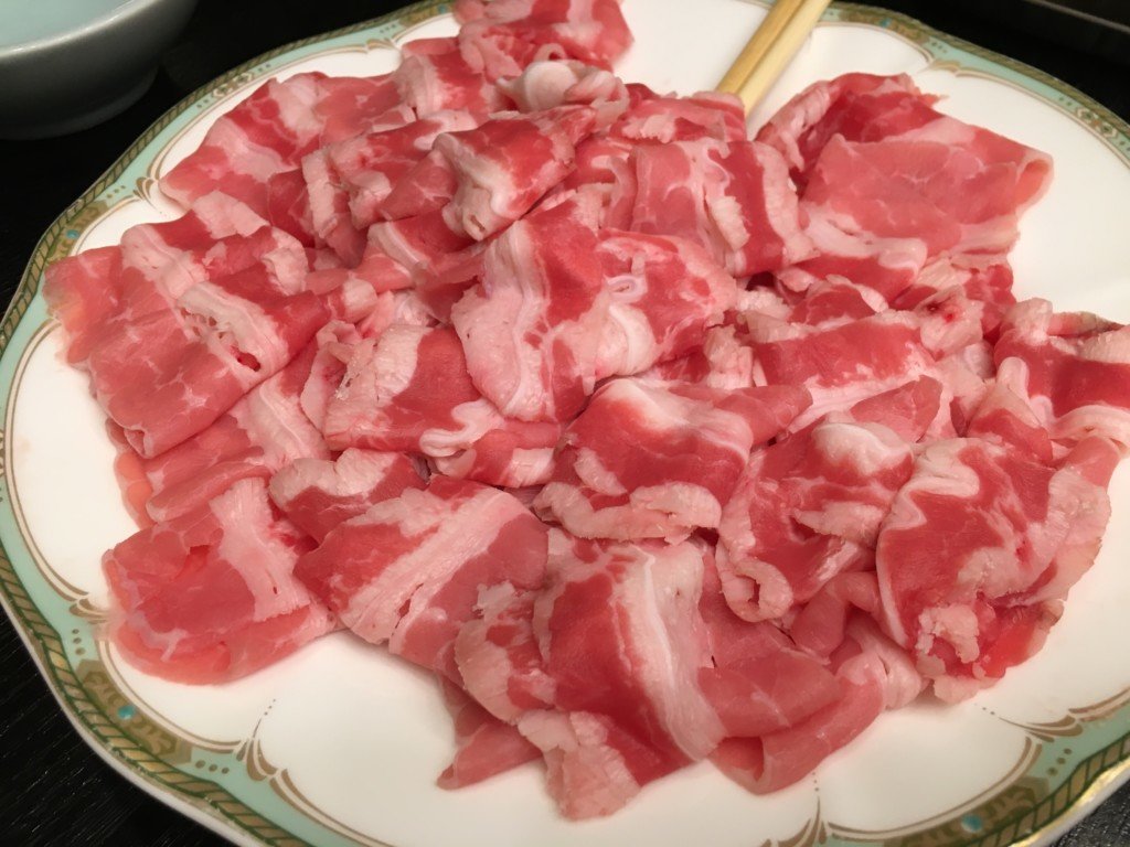 ホテルサンルート松山のすき焼きオーダーバイキング（創彩 子規）のお肉