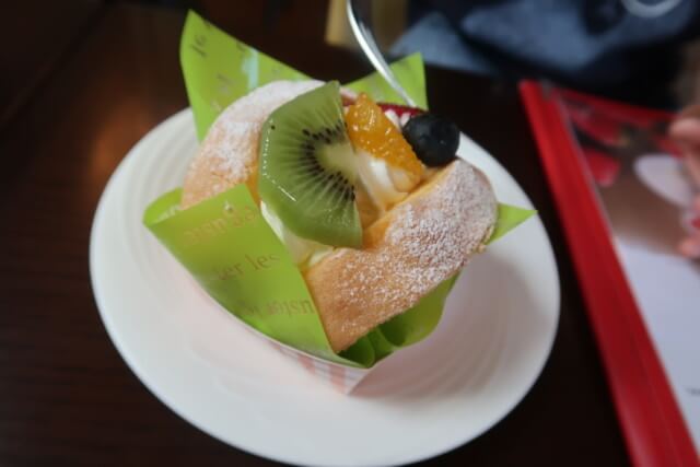 みかんカフェ（松山）のロールケーキ